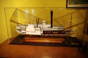 "Redemption," the exquisite replacement model of the Robert E. Lee for my birthday, 2009.